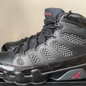 JORDAN 9 RETRO “BRED”